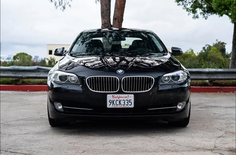2011 BMW 535i — photo 3