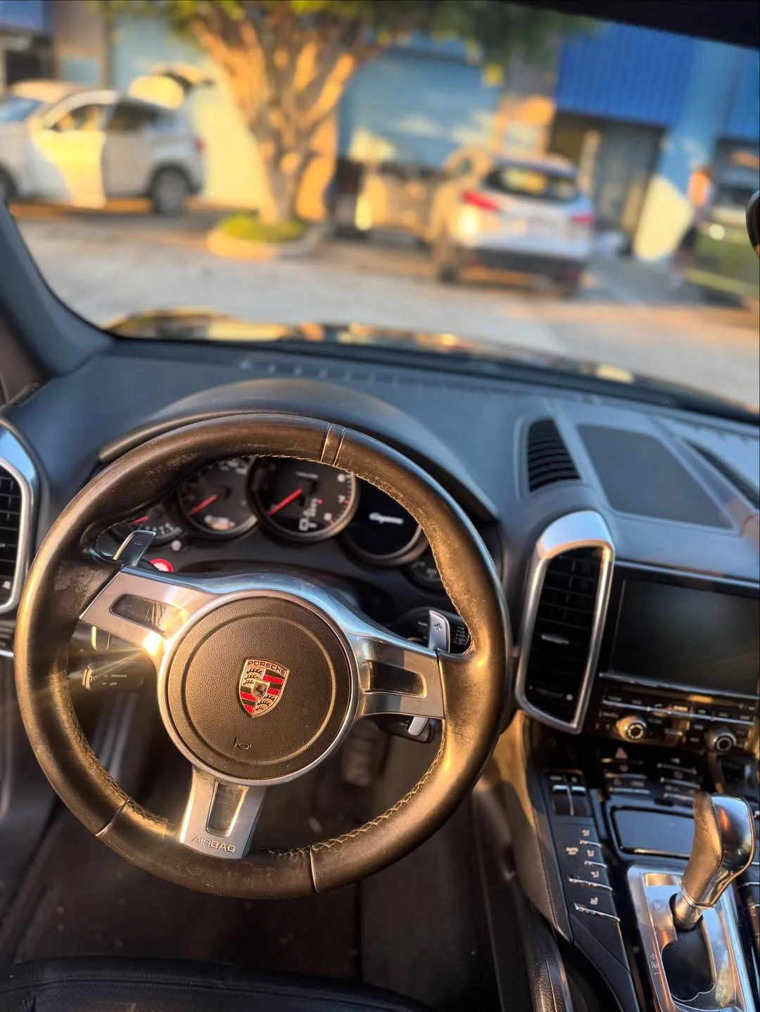 2011 Porsche Cayenne — photo 10