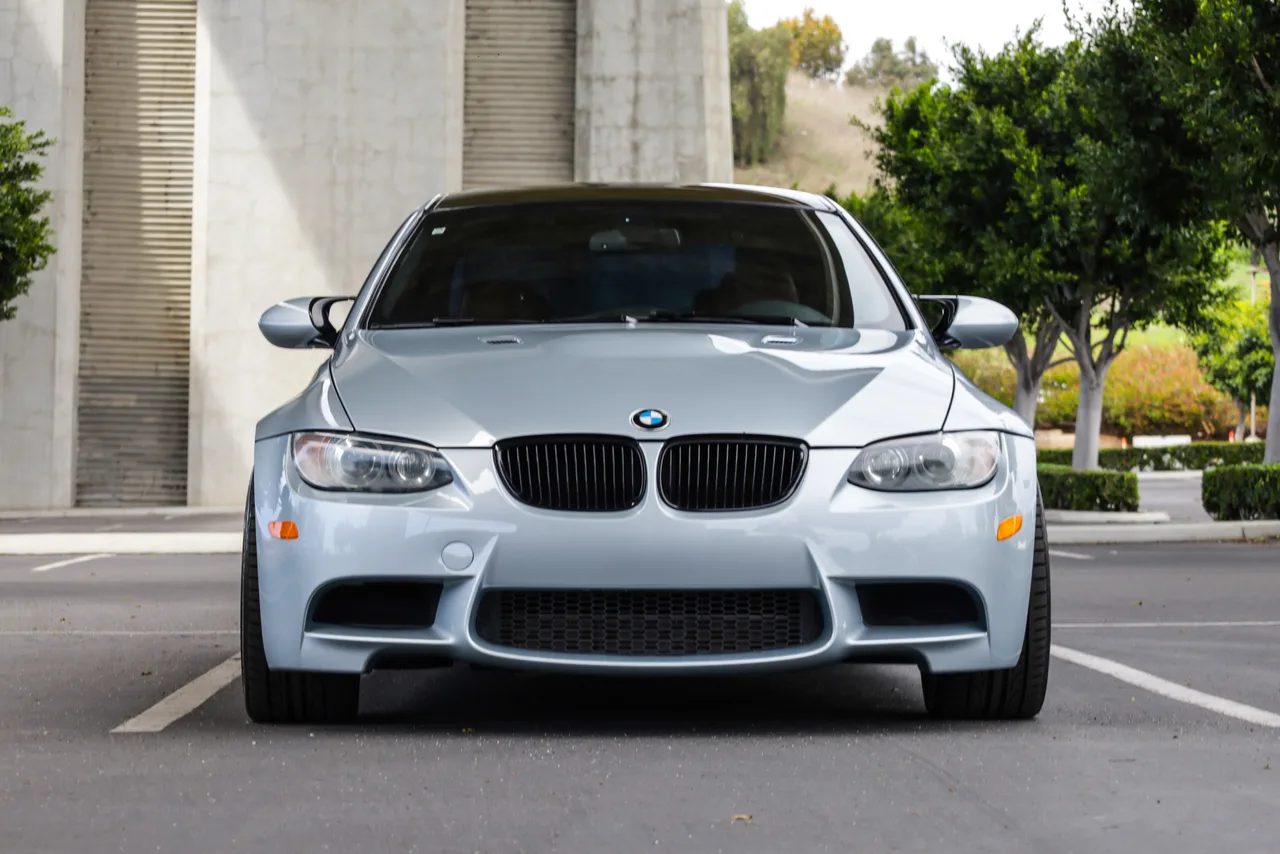 2010 BMW M3 — photo 28