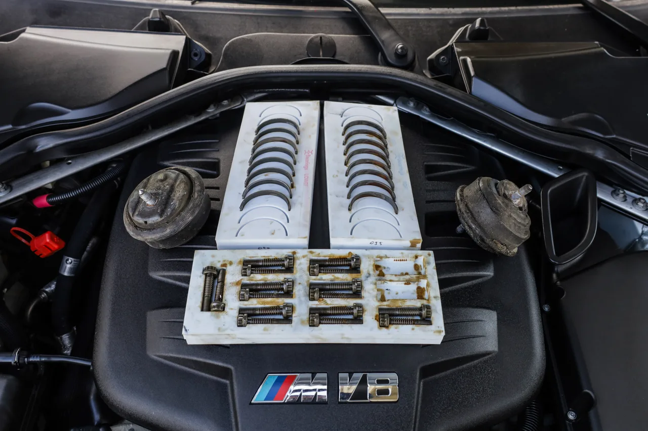 2010 BMW M3 — photo 31